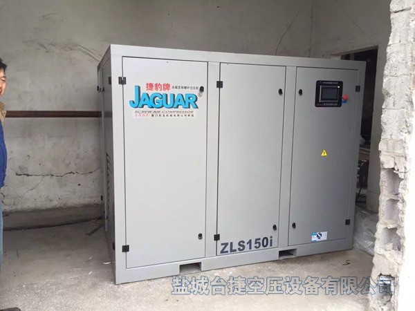 捷豹永磁变频110KW现场