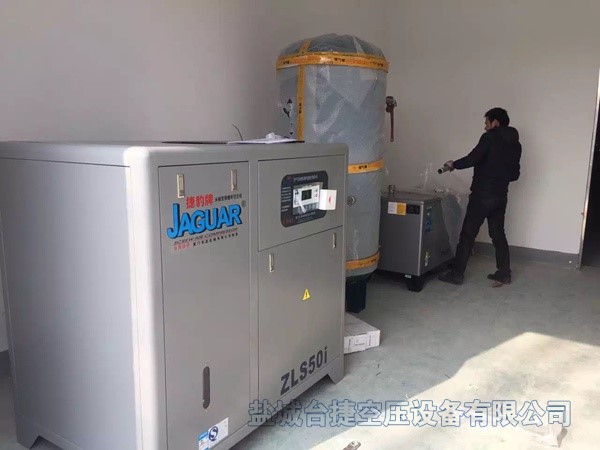 台湾捷豹永磁变频螺杆机ZLS50I－－37KW